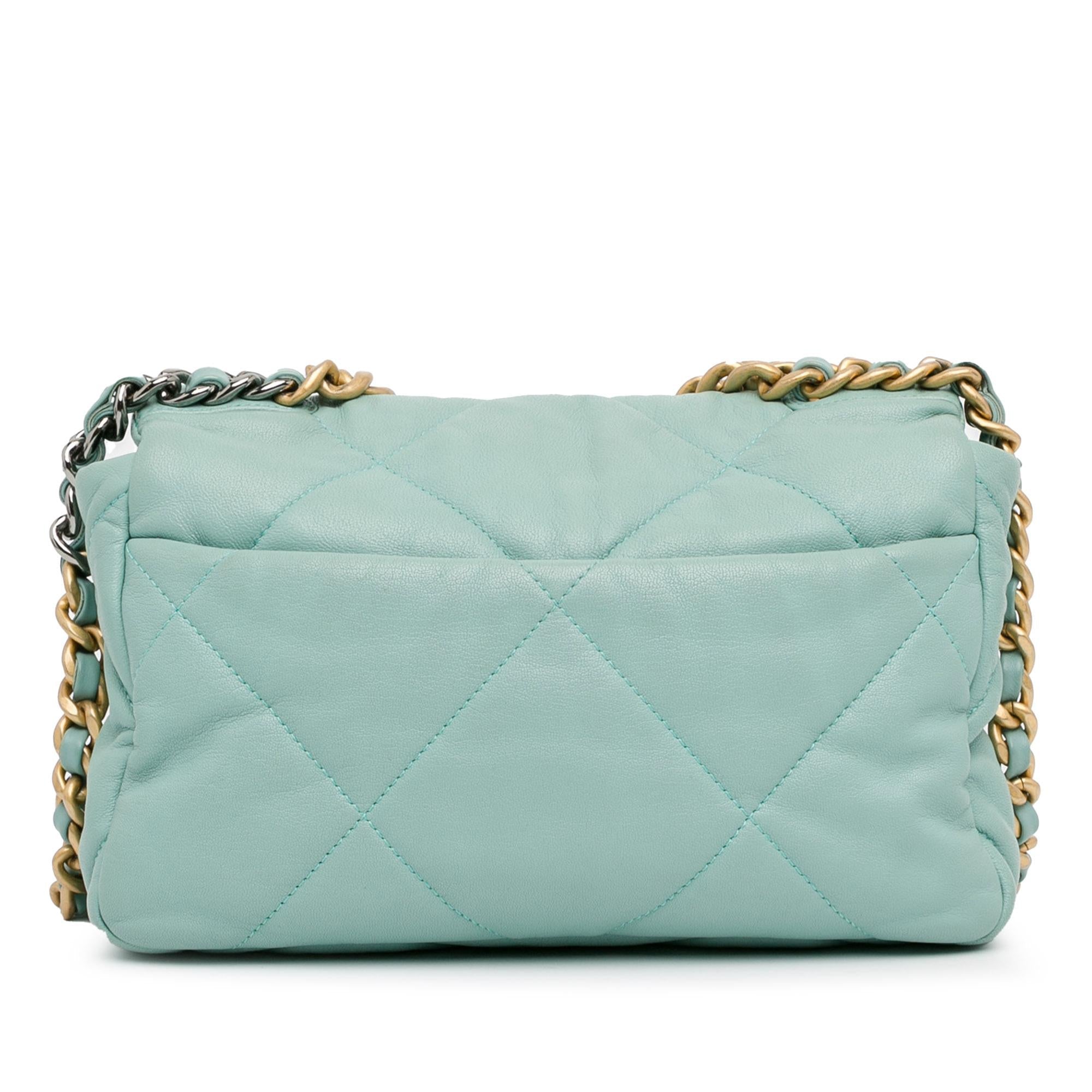 Top Quality Chanel Medium Lambskin 19 Flap (SHG-XdXJ6B)