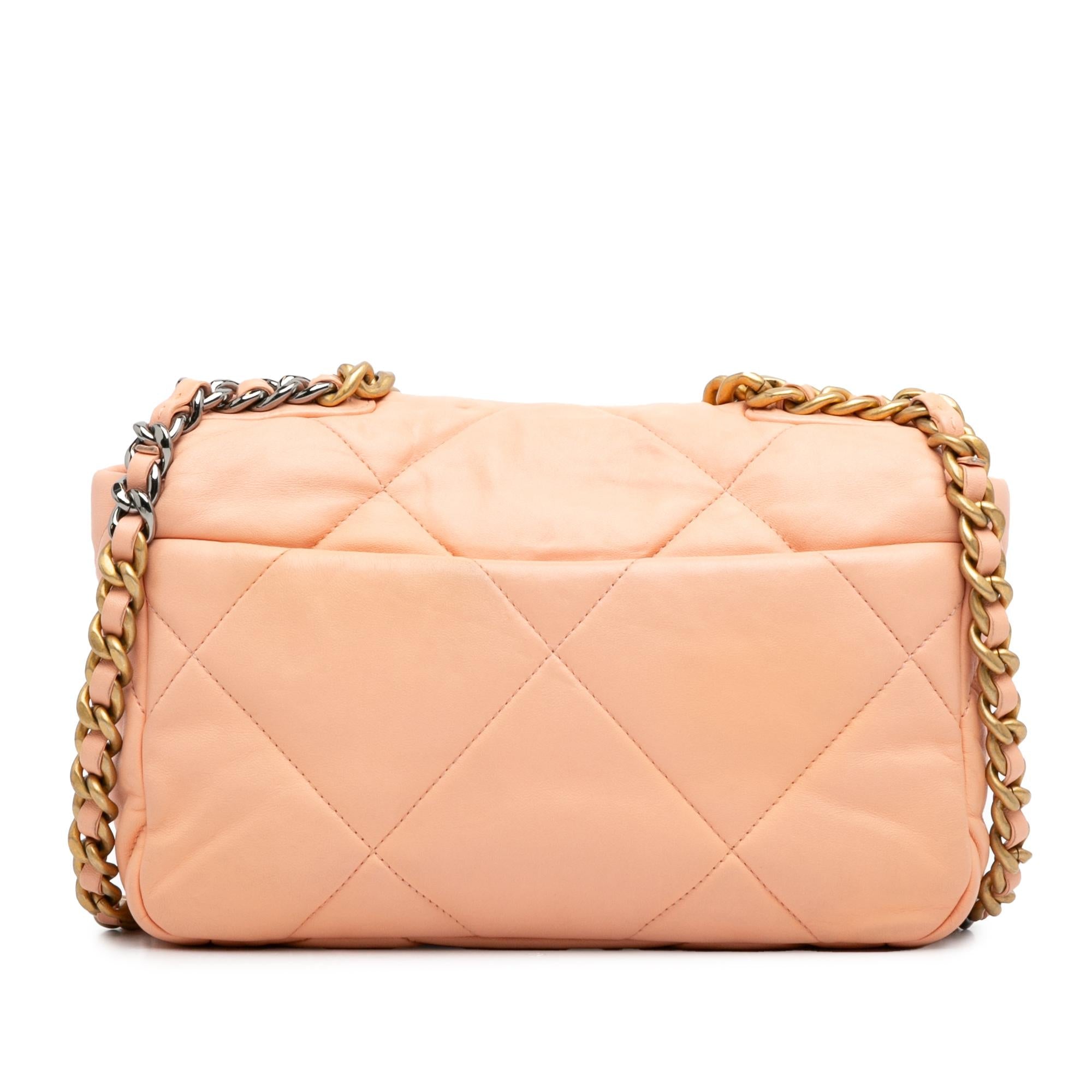 Top Quality Chanel Medium Lambskin 19 Flap (SHG-WwoWUd)