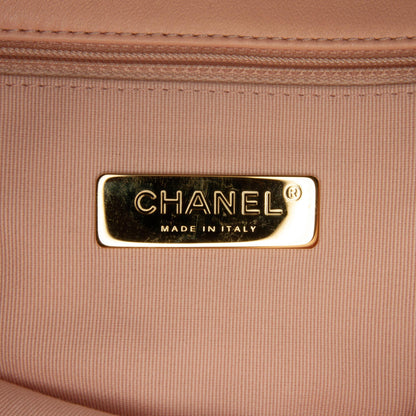 Top Quality Chanel Medium Lambskin 19 Flap (SHG-WwoWUd)