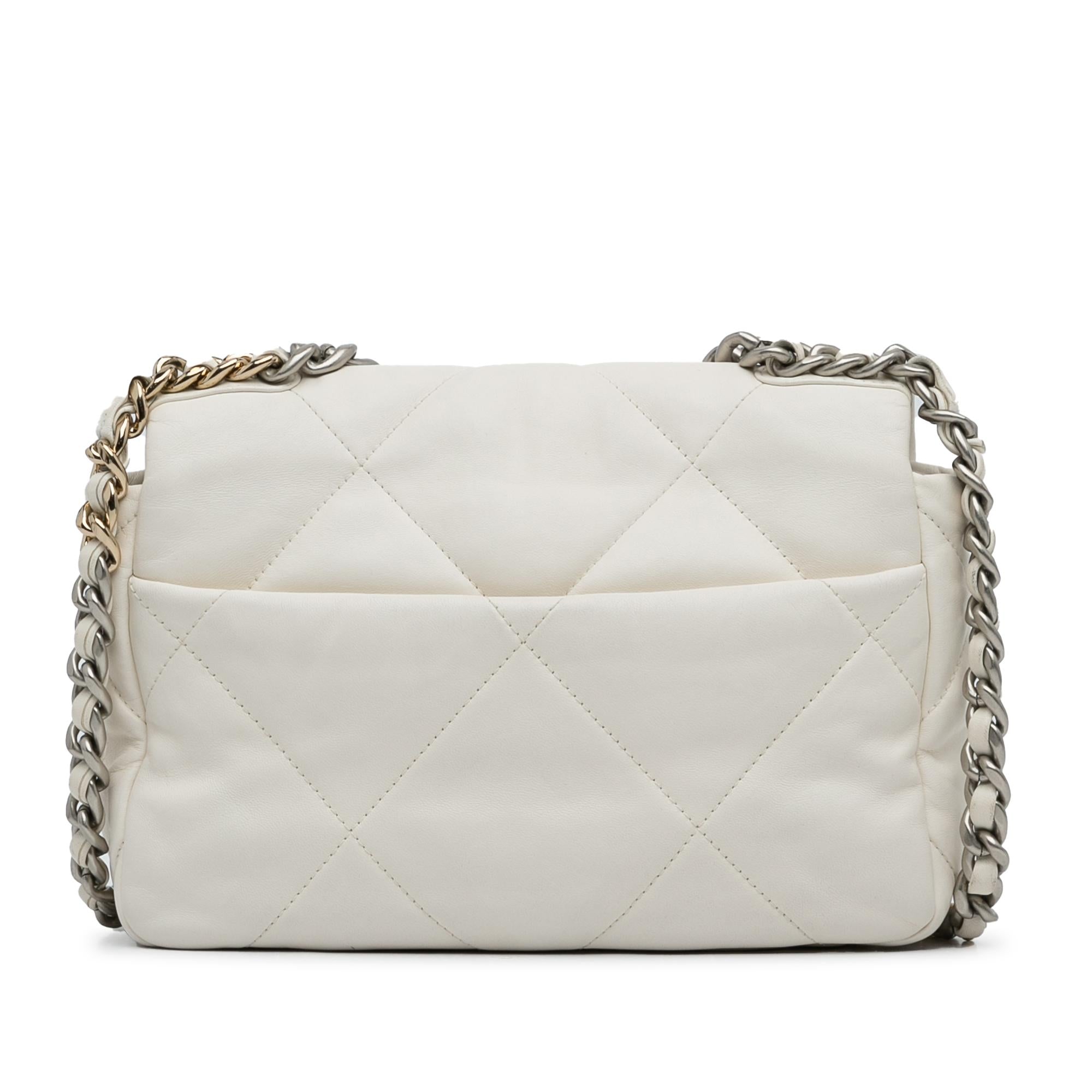 Top Quality Chanel Medium Lambskin 19 Flap (SHG-aeKGRk)