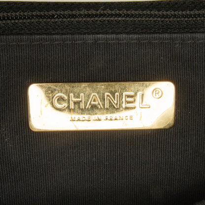 Top Quality Chanel Medium Lambskin 19 Flap (SHG-aeKGRk)