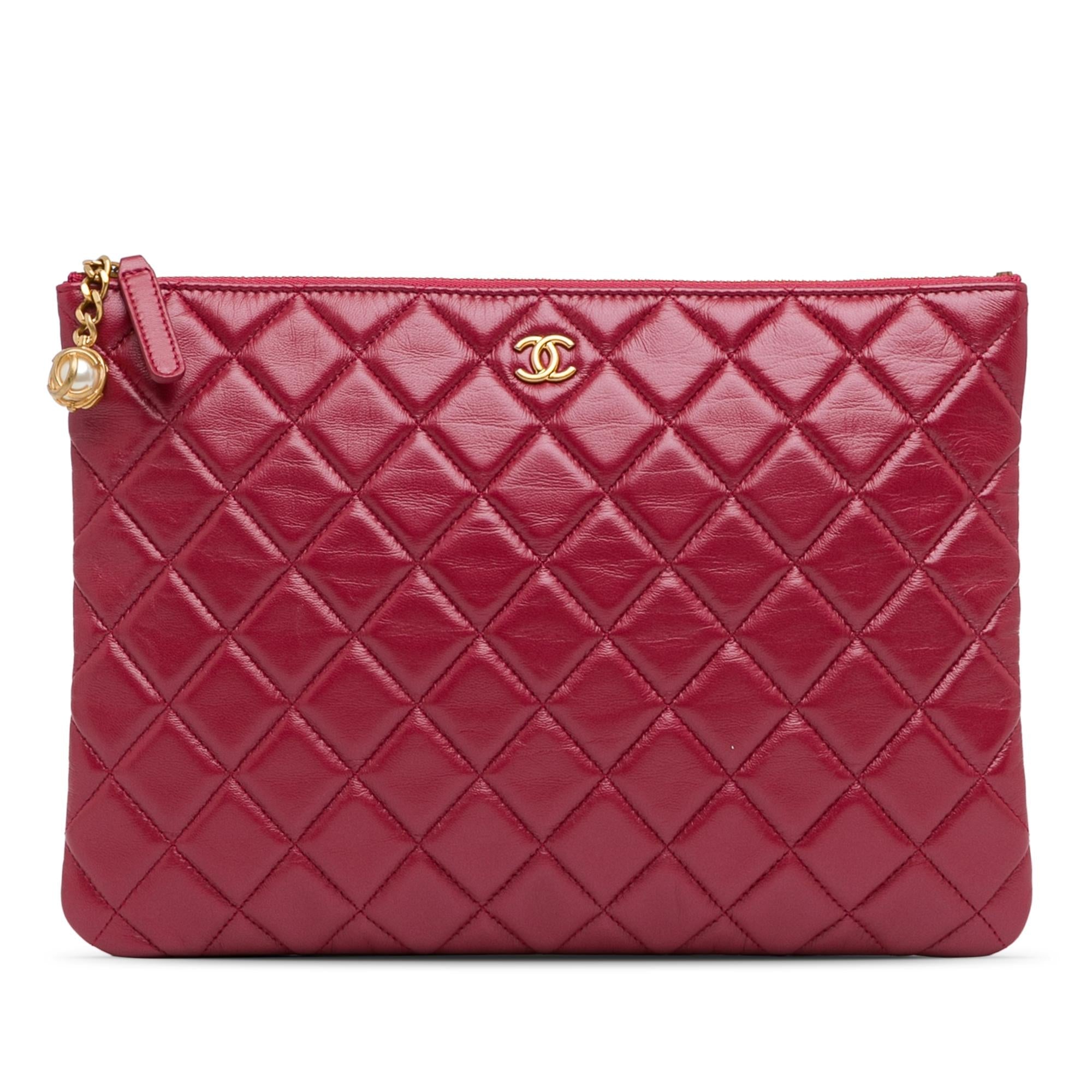Top Quality Chanel Medium Quilted Lambskin O Case Clutch (SHG-wDy0Mj)