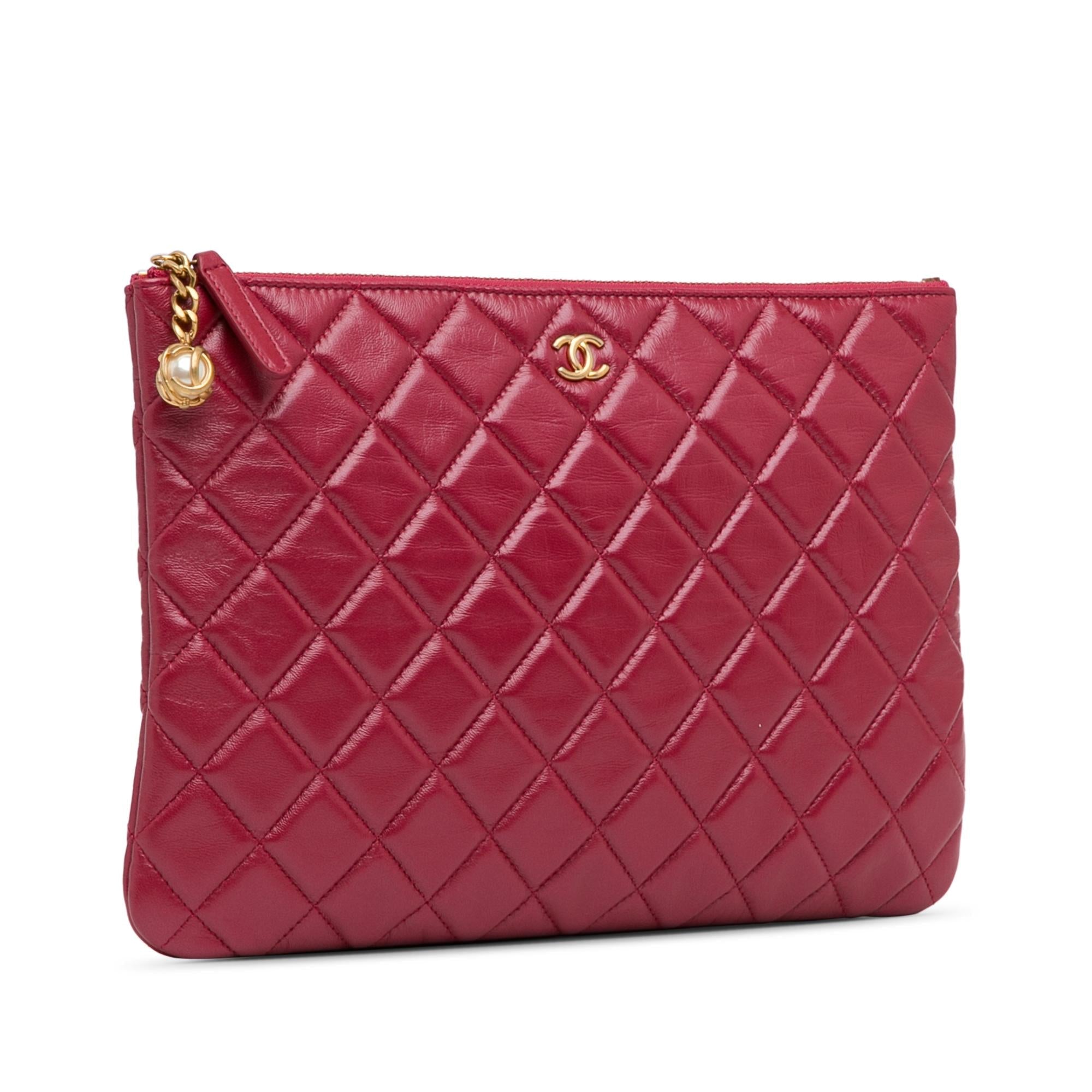 Top Quality Chanel Medium Quilted Lambskin O Case Clutch (SHG-wDy0Mj)