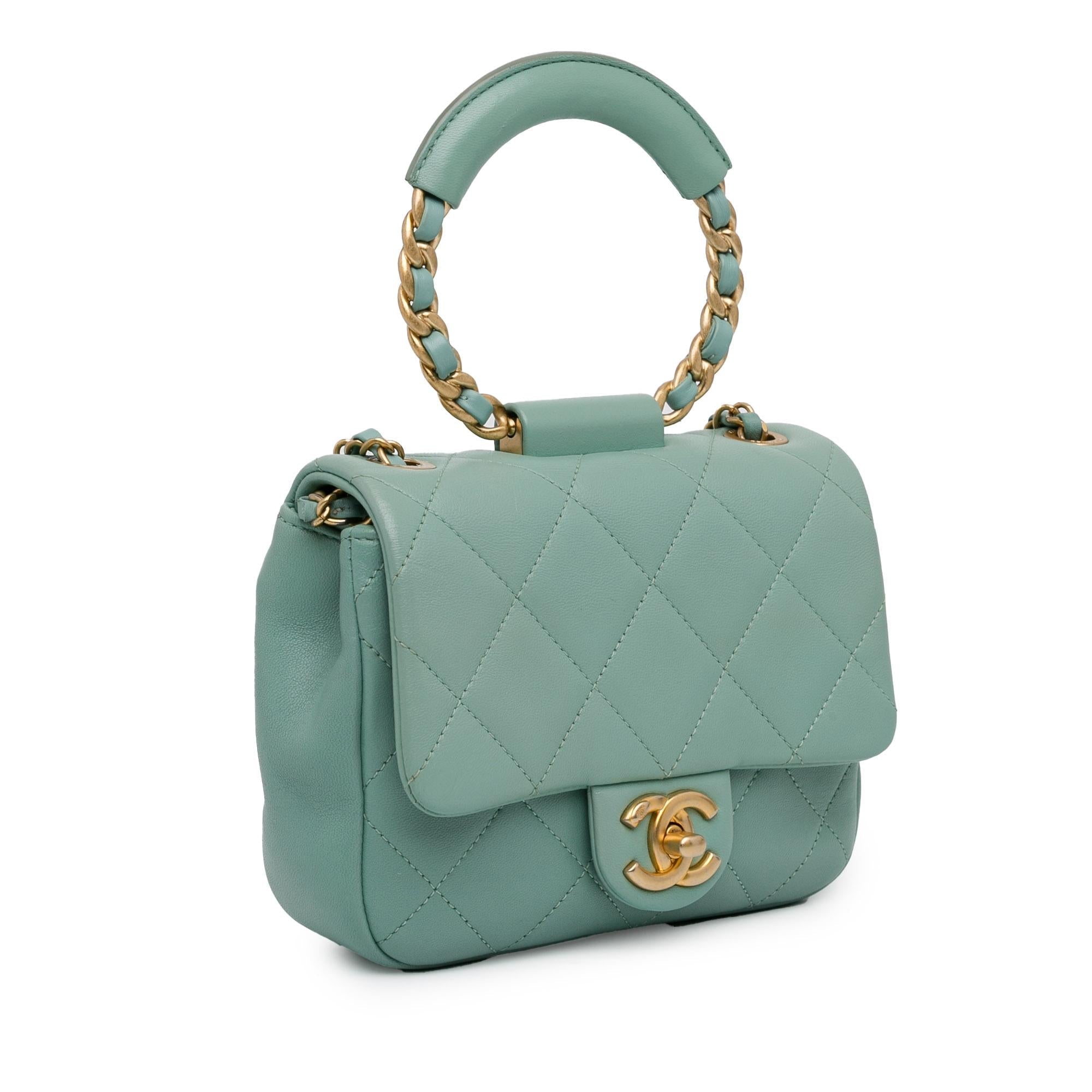 Top Quality Chanel Mini Lambskin In The Loop Flap (SHG-YZnOKG)