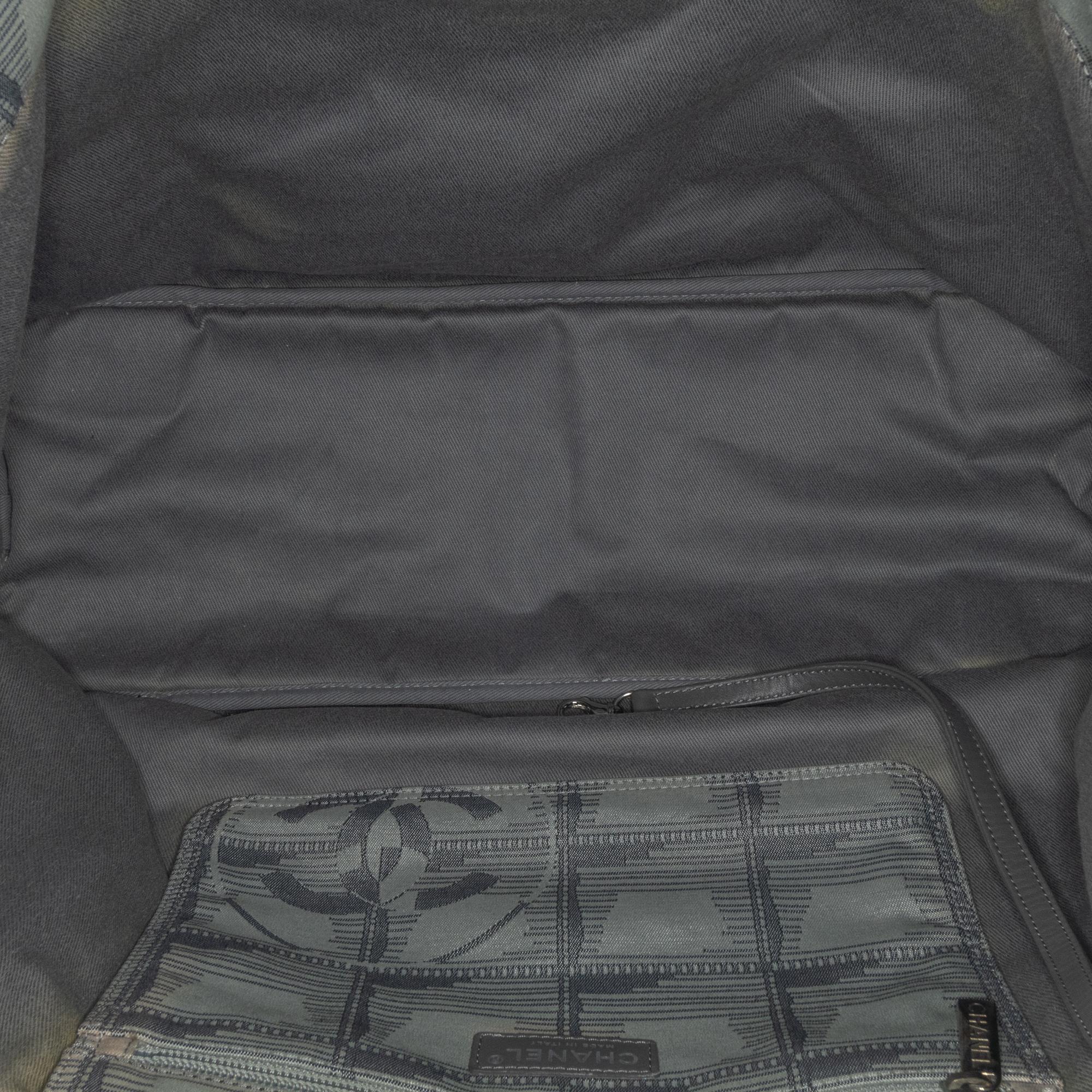 Top Quality Chanel New Travel Line Bicolor Nylon Tote (SHG-ay6wPX)