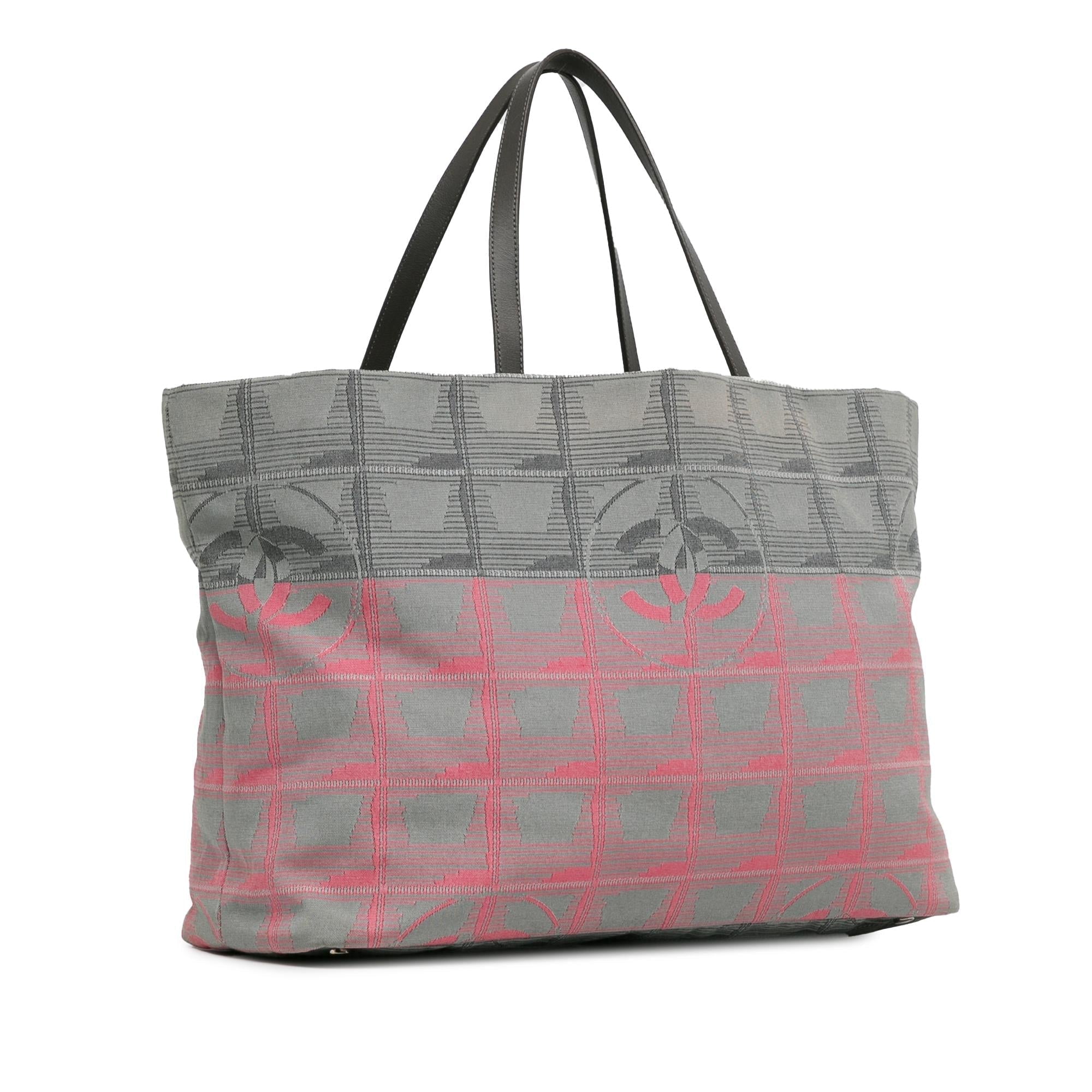 Top Quality Chanel New Travel Line Bicolor Nylon Tote (SHG-ay6wPX)