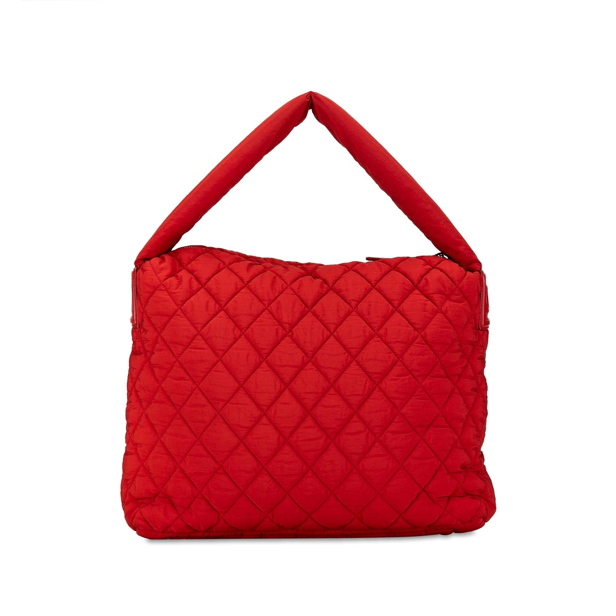 Top Quality Chanel Quilted Nylon Coco Cocoon Hobo (SHG-nkGhWx)