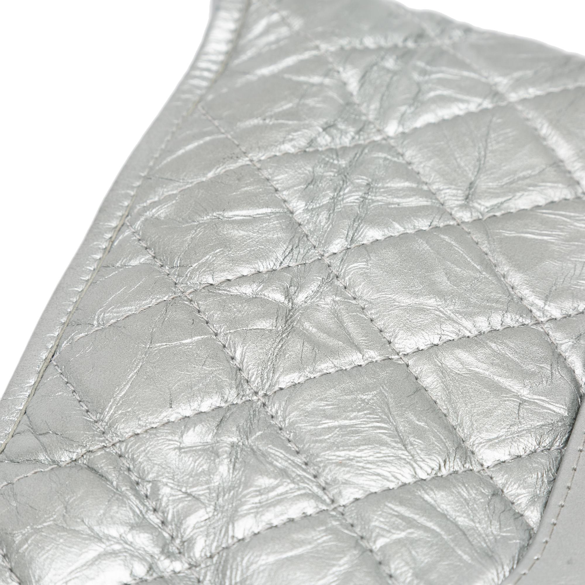 Top Quality Chanel Small Metallic Gabrielle Crossbody Bag (SHG-zsyPEg)