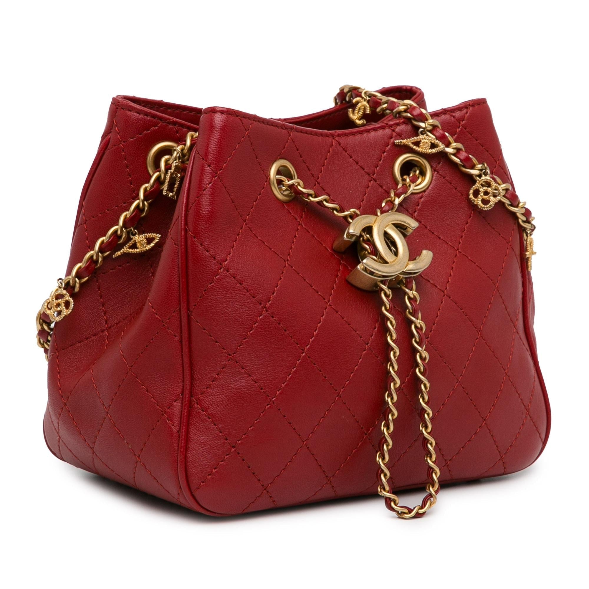 Top Quality Chanel Small Stitched Calfskin Egyptian Amulet Drawstring Bucket Bag (SHG-hm9mZm)