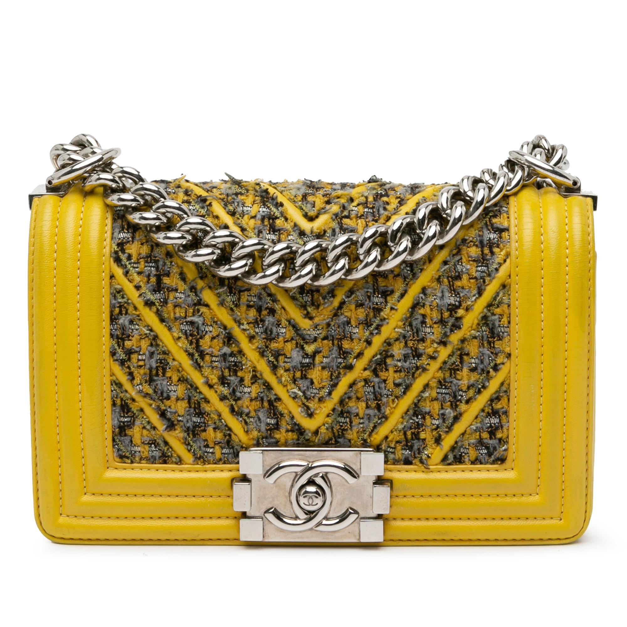 Top Quality Chanel Small Tweed and Lambskin Chevron Boy Flap (SHG-6vNjyY)