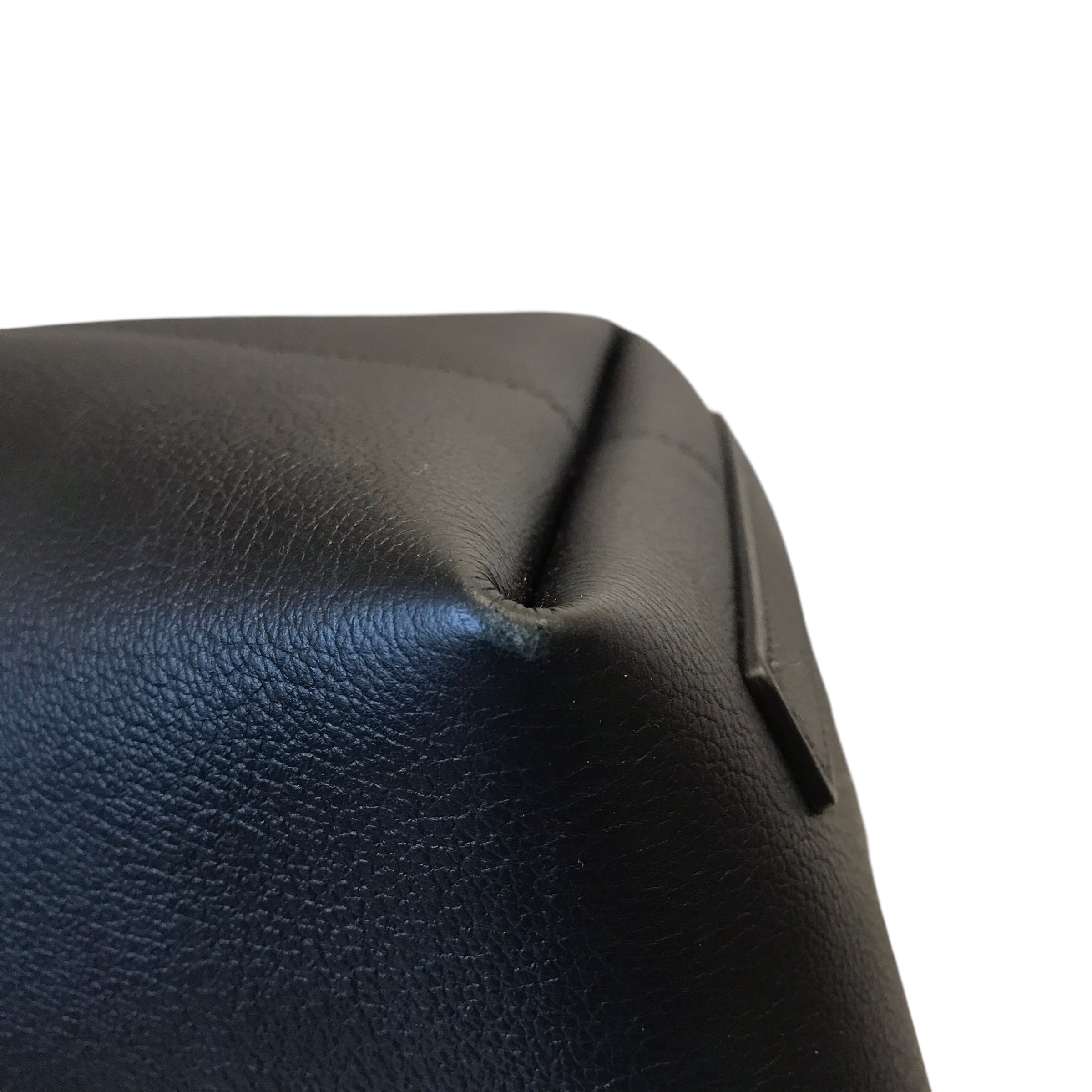 Handbag Luxury Designer By Burberry In Black. Size:Large