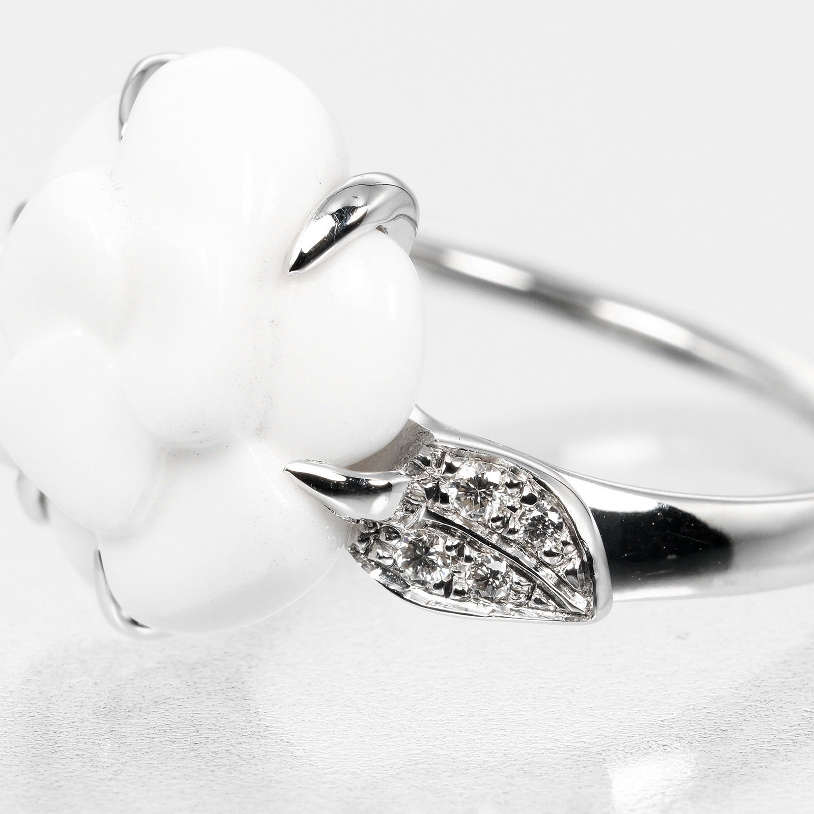 Top Quality Chanel Camellia Ring K18WG Ceramic Diamond