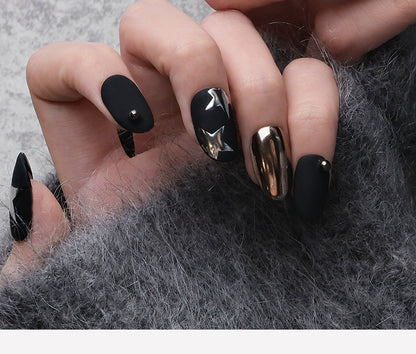 Nail Art，Nail Designs，Manicure Ideas，Nail Art Trends， nails,Oval-shaped nails，Press-on nails，Removable nails，Fake nails