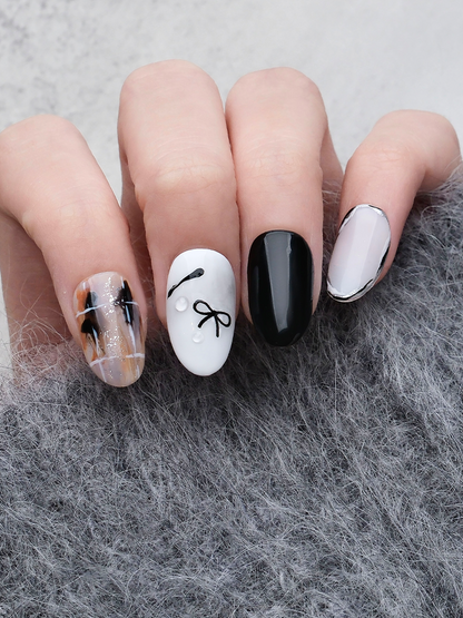 Oval-shaped nails，Nail Art，Nail Designs，Manicure Ideas，Nail Art Trends，Press-on nails，Removable nails，Fake nails