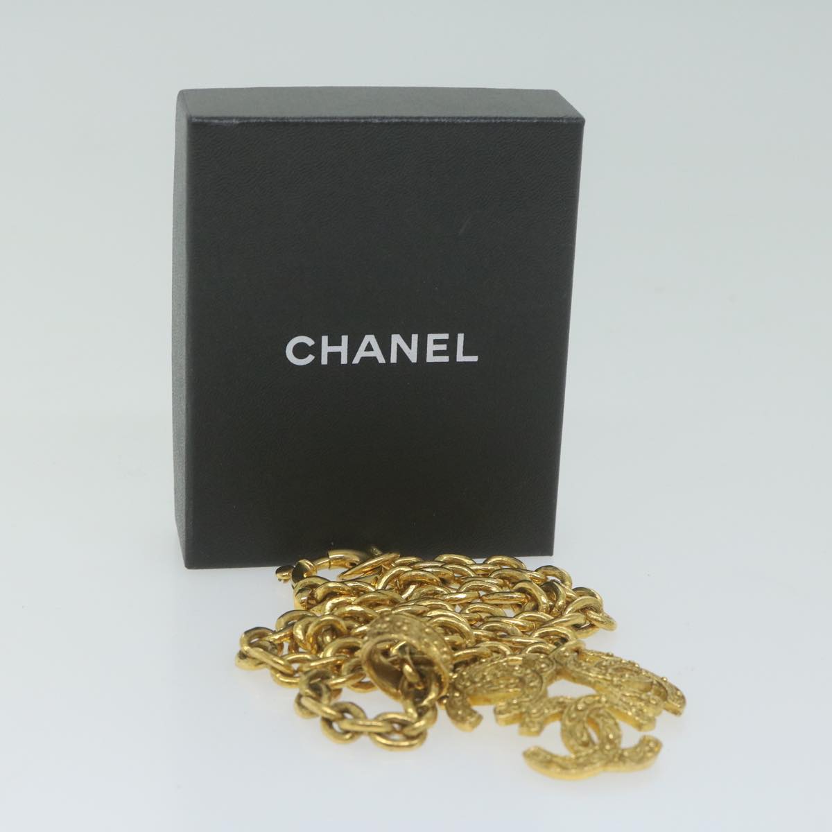 Top Quality Chanel COCO Mark Chain Necklace Gold CC Auth ar11353
