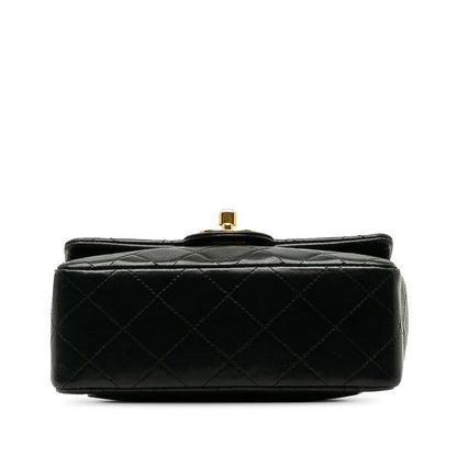 Top Quality Chanel Mini Flap Bag in Lambskin Black Ladies