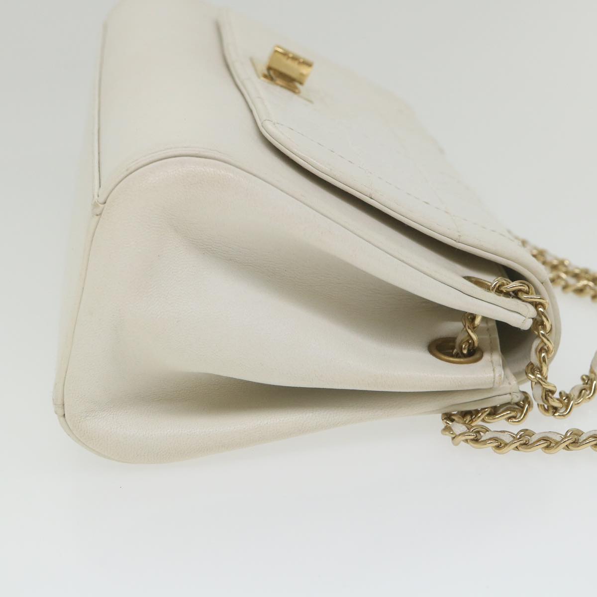 Top Quality Chanel Choco Bar line Chain Shoulder Bag Leather White CC Auth bs10047