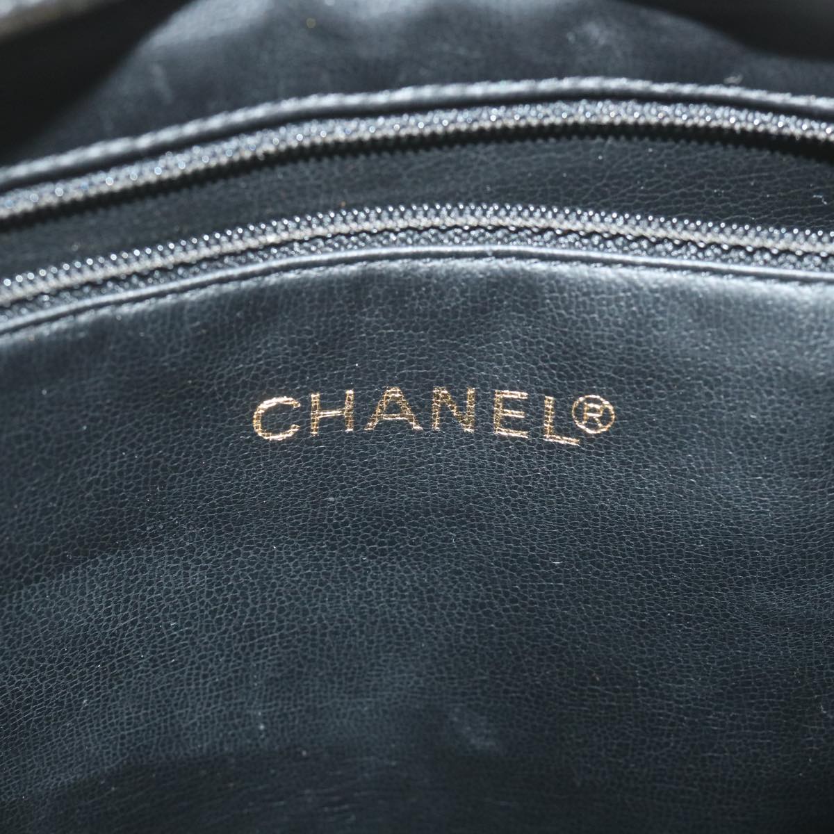 Top Quality Chanel Chain Shoulder Bag Patent leather Black CC Auth bs10115