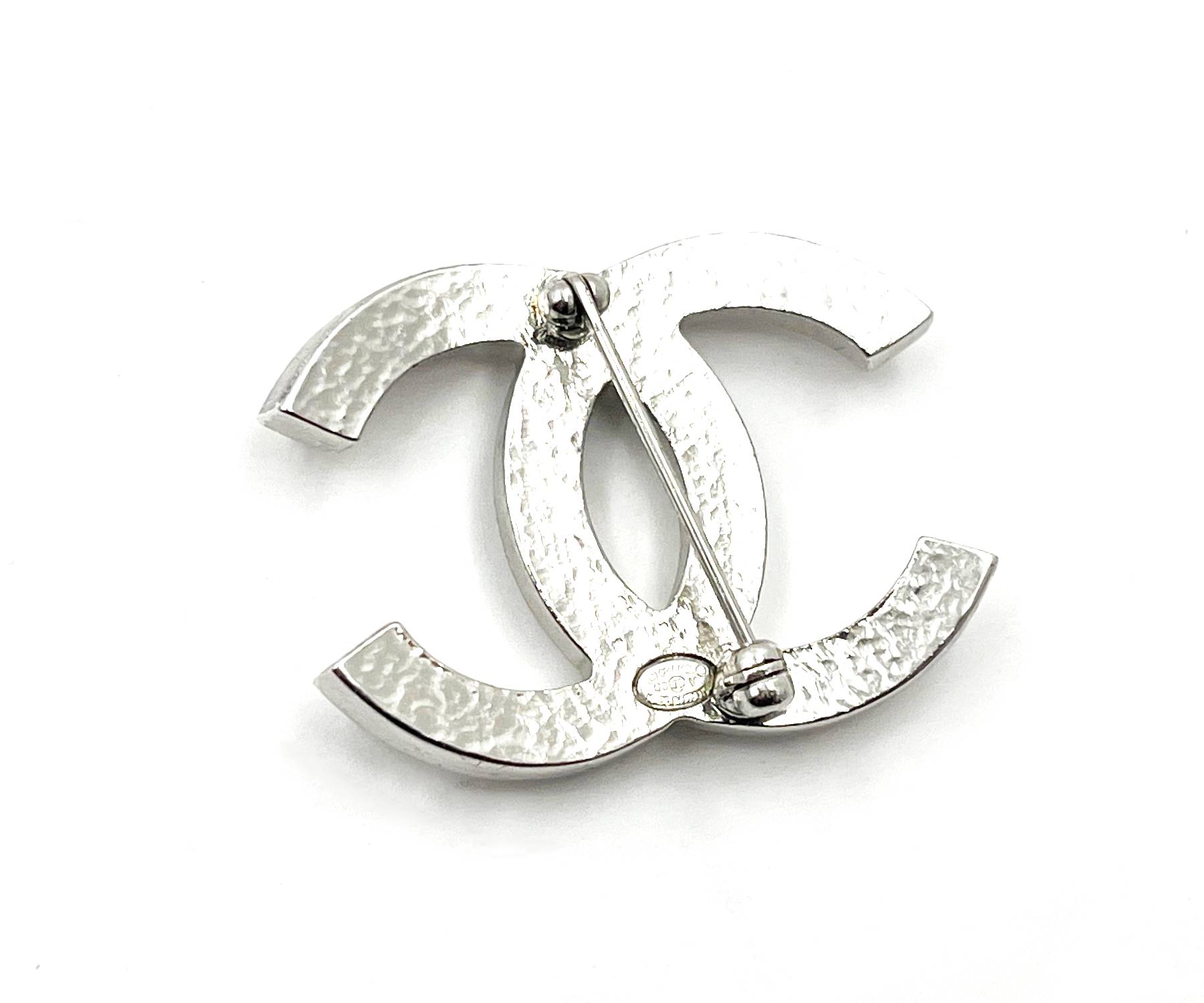Top Quality Chanel Classic Silver CC Pearl Brooch
