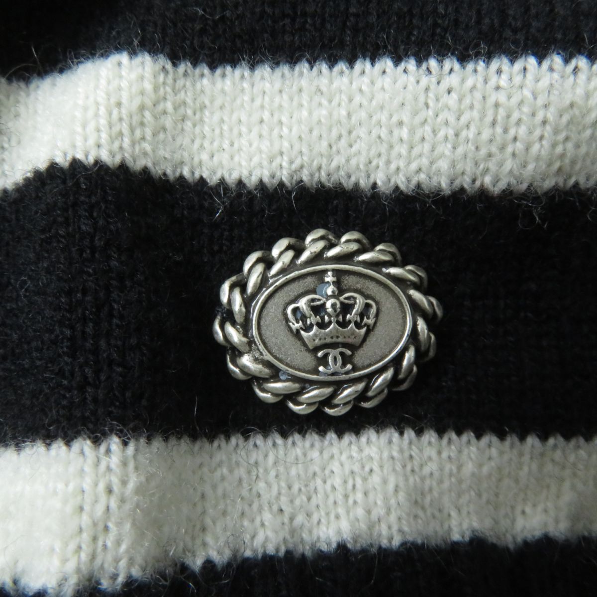 Top Quality Chanel Cashmere Beads Chain COCO Mark Knit