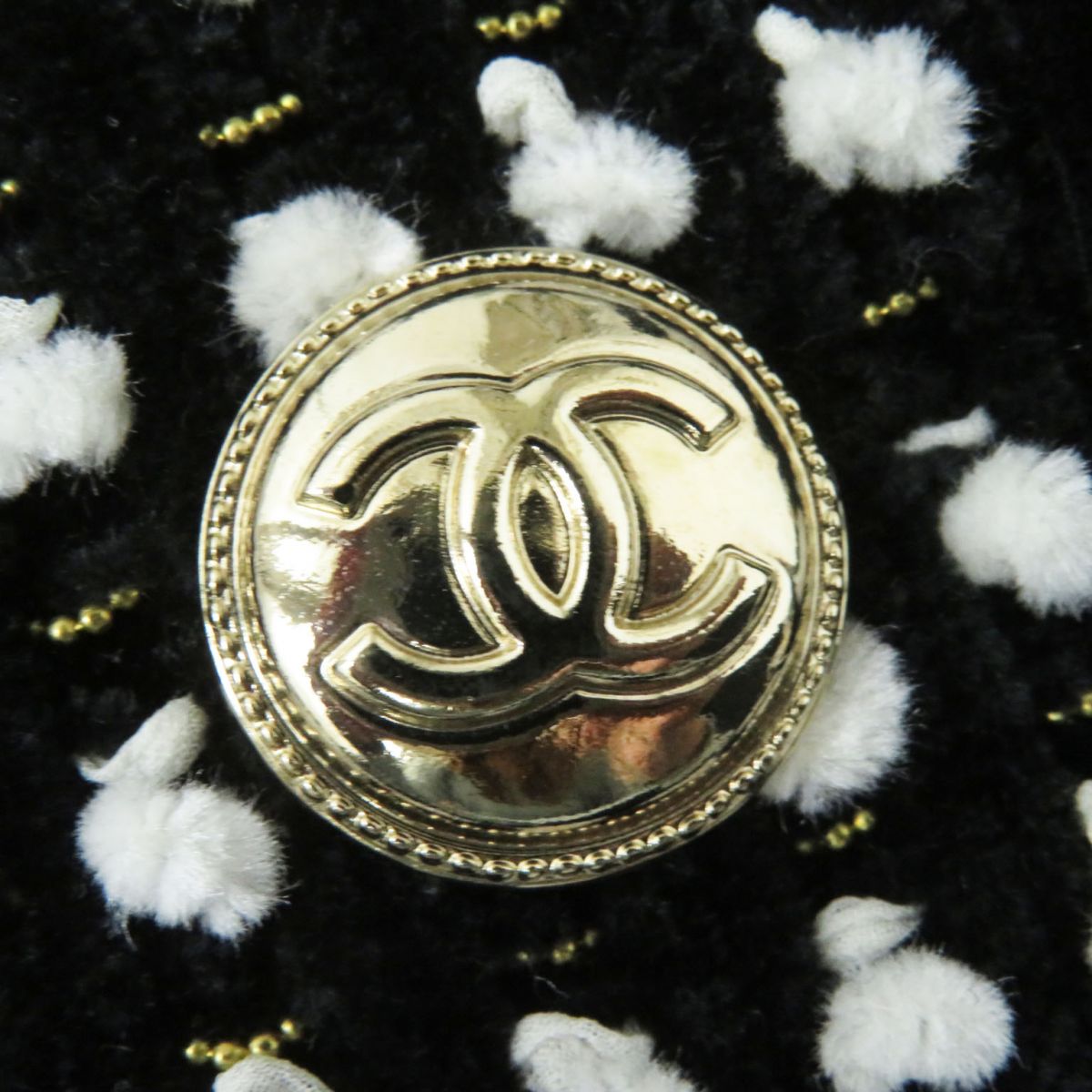 Top Quality Chanel COCO Mark Button Velvet Tweed Pullover
