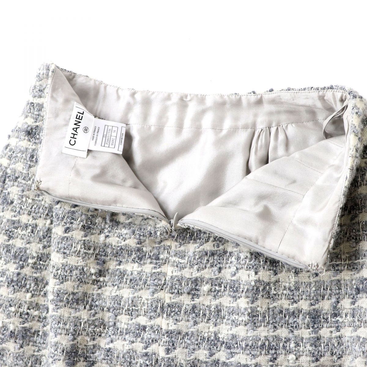 Top Quality Chanel Tweed Tight Skirt with COCO Mark Plate