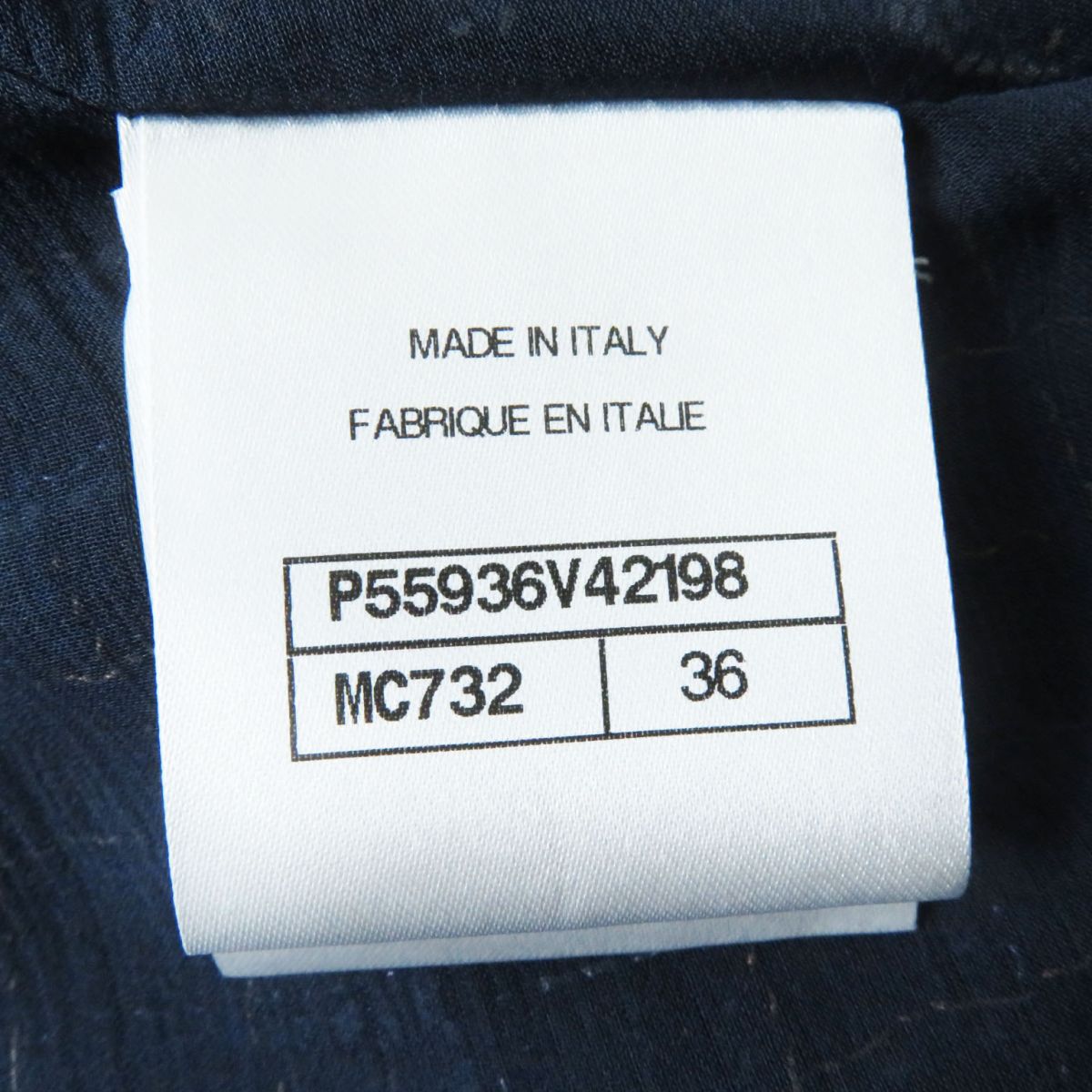 Top Quality Chanel Tweed Sleeveless Cut-off Top Navy 36
