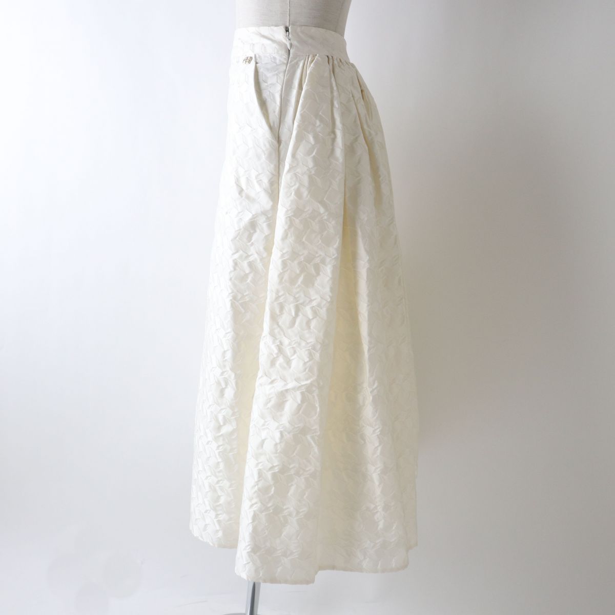 Top Quality Chanel 100% Silk Pleated Skirt COCO Mark 34