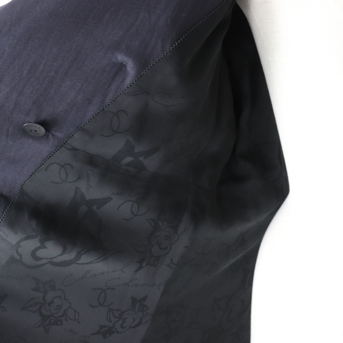 Top Quality Chanel Cotton Trench Coat. COCO Mark Button. Navy