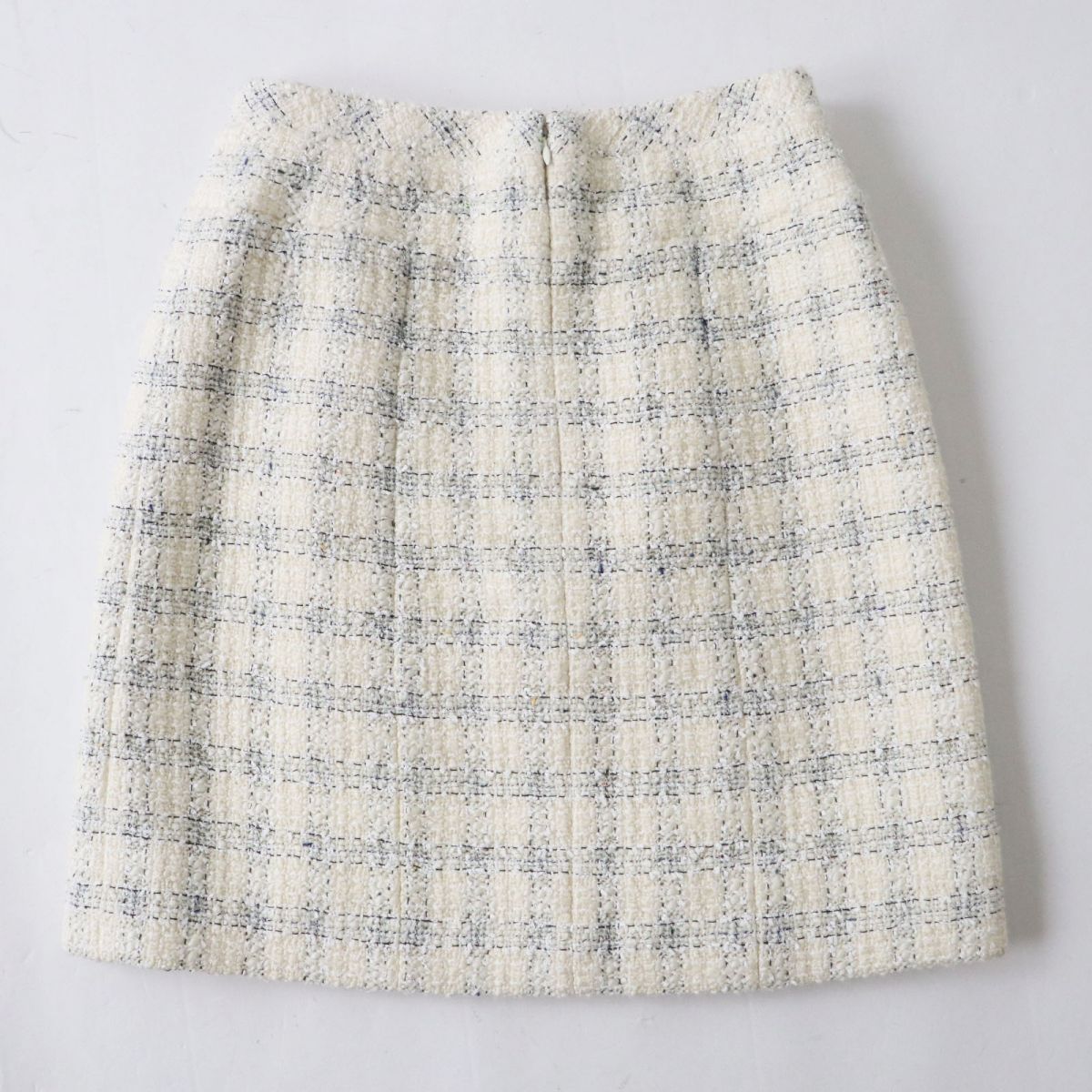 Top Quality Chanel COCO Mark Tweed Trapezoid Skirt Ivory 34