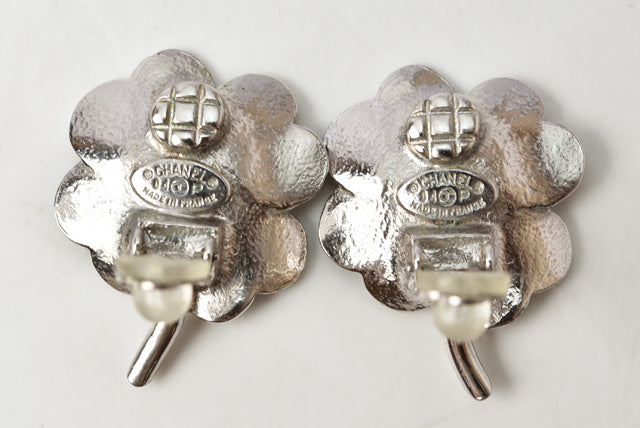 Top Quality Chanel Clover Motif Rhinestone Earrings Clip/Stud
