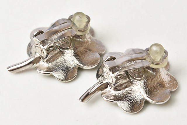 Top Quality Chanel Clover Motif Rhinestone Earrings Clip/Stud