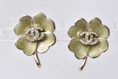 Top Quality Chanel Clover Motif Rhinestone Earrings Clip/Stud