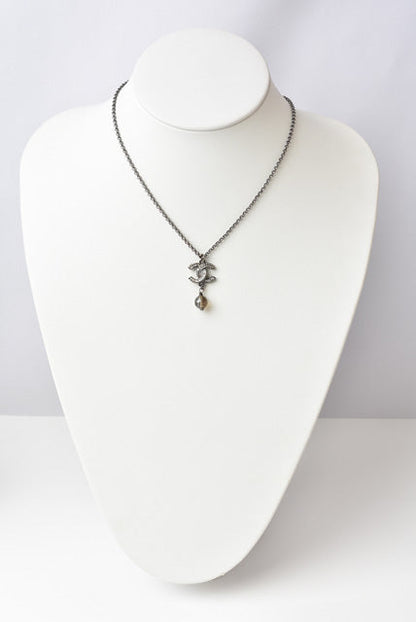Top Quality Chanel Necklace/Pendant with Rhinestones and Rose/Silver