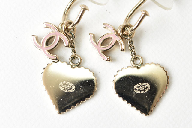 Top Quality Chanel Resin Earrings CC Mark Heart Motif Pink/Gold