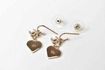 Top Quality Chanel Swing Earrings CC Mark Heart Motif Pink Gold