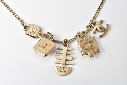 Top Quality Chanel Necklace Pendant Chain Marine Motif CC Gold